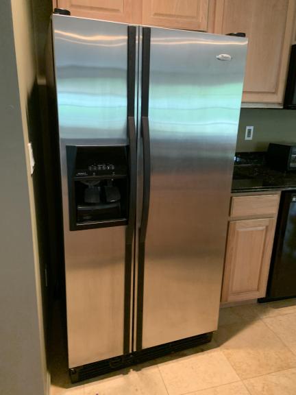 Refrigerator for sale in Franklin Lakes NJ