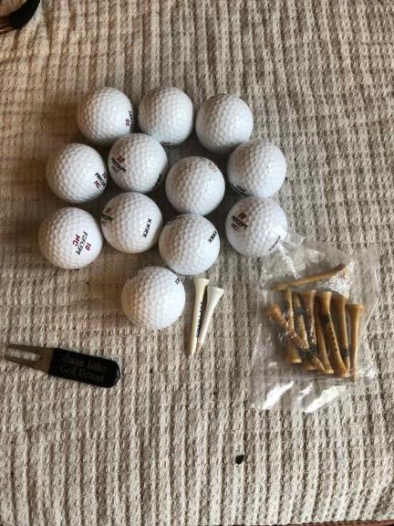 ALMOST NEW: GOLF CLUB