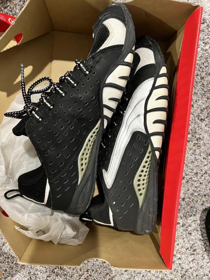 Puma Casual Sneaker/Shoe