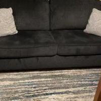 Online garage sale of Garage Sale Showcase Member Lisa Messina, featuring used items for sale in Norfolk County MA