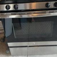 GE Gas Stove for sale in Bradenton FL by Garage Sale Showcase member KristineSzark, posted 04/28/2022
