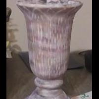 Ceramic Vase for sale in Franklin Parish LA by Garage Sale Showcase member Shelby74, posted 10/07/2022