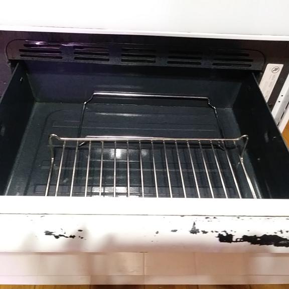 ELECTRIC STOVE
