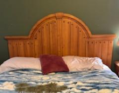QUEEN PINE BEDROOM SUITE for sale in Miami FL