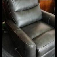 Recliner for sale in Russell PA by Garage Sale Showcase member Norm, posted 03/25/2026