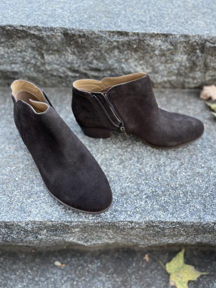 Women’s boots