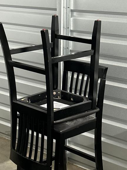 Table and 8 Chairs