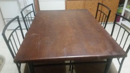 Dining table for sale in Hertford County NC