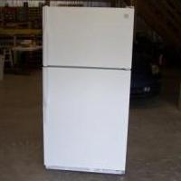 KENMORE TOP MOUNT REFRIGERATOR for sale in Huntingdon County PA by Garage Sale Showcase Member Mrsmokeyjoe4