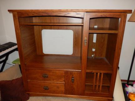 Entertainment Center - Medium Oak for sale in North Liberty IA