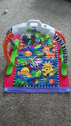 Fisher Price Infant Jungle Mat w/ Storage/Carrying Case for sale in North Liberty IA