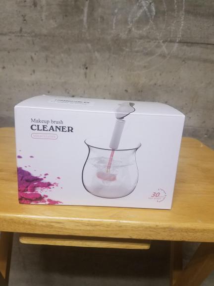 Miracleaner, Make Up Brush Cleaner for sale in Granite City IL