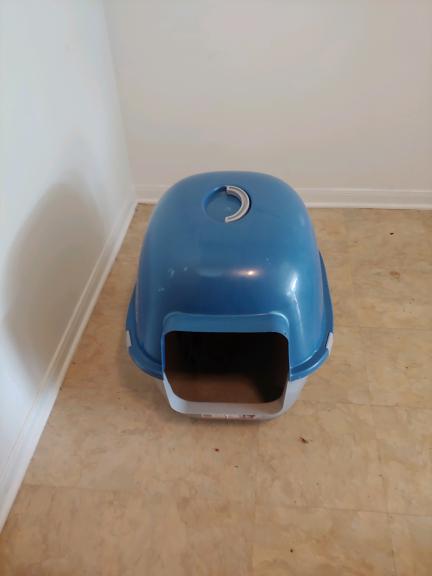 Cat litter pan for sale in Fort Knox KY