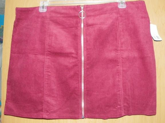 Plus Sz Burgundy Corduroy Mini Skirt 3X for sale in Frederica DE