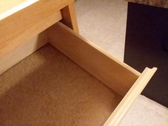 5-drawer Wood Chester for sale in Monroe LA