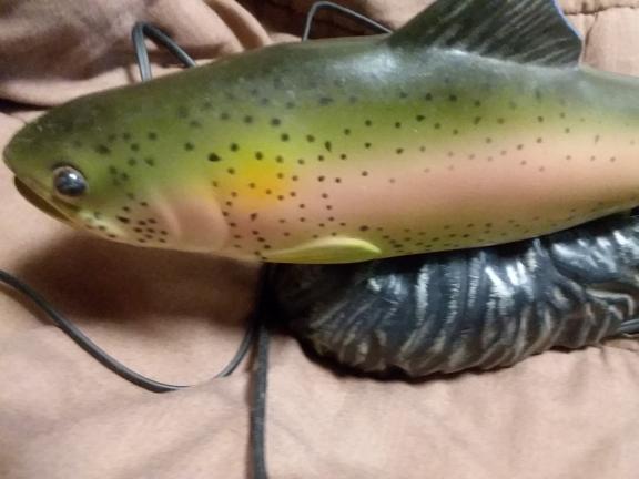 working novelty fish phone