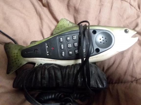 working novelty fish phone