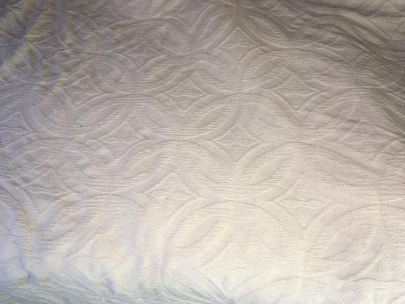 Chenille Wedding Ring F/D Bedspread