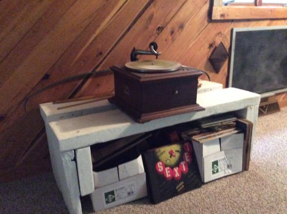 Garage sale in Menomonie, Wisconsin of Garage Sale Showcase Member Letitgo.