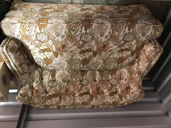 Love Seat for sale in Rochester MI