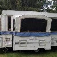 2003 Rockwood 2518G Popup for sale in Muskegon MI by Garage Sale Showcase member apkang, posted 07/28/2018