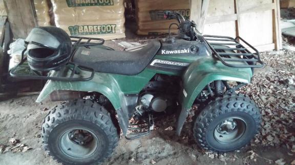 TWIN 2009 KAWASAKI 250 BAYOU'S