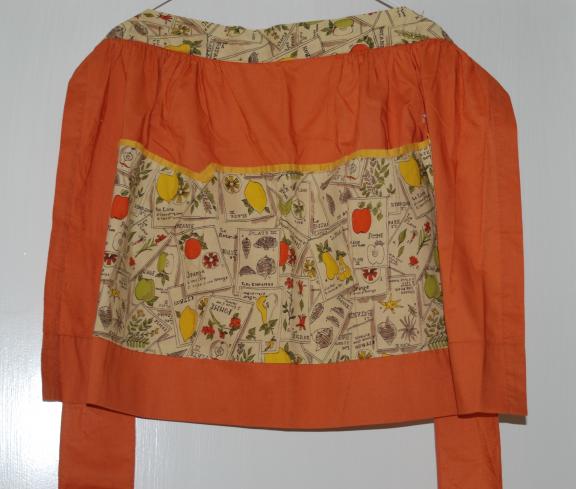 VINTAGE APRONS